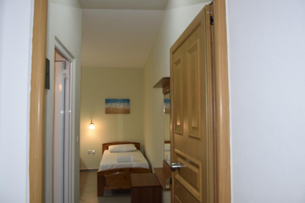 Zotos Apartment Химар Екстериор снимка
